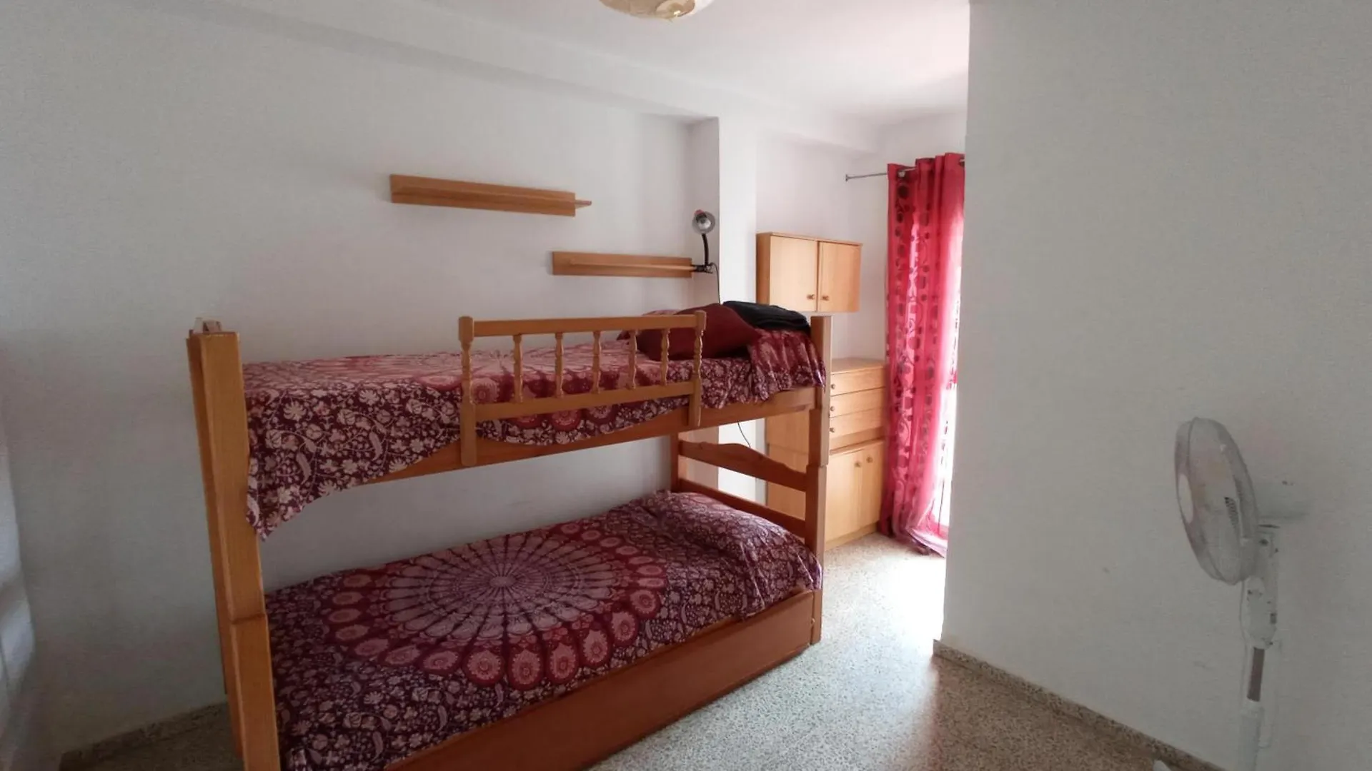 Apartmán Motril Primera Linea De Playa, 3 Habitaciones, Terraza Sobre El Mar, 4º Sin Ascensor
