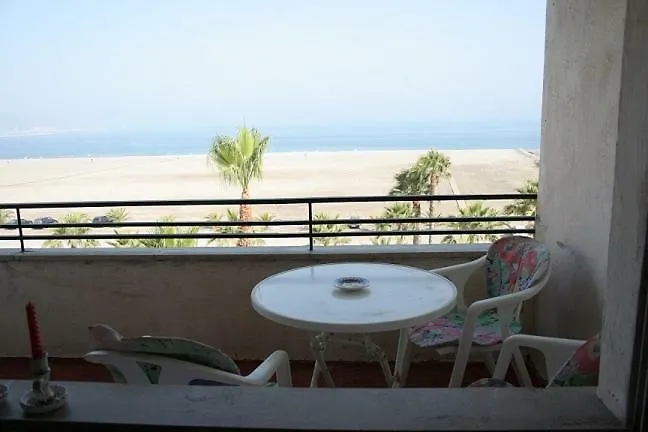 Motril Primera Linea De Playa, 3 Habitaciones, Terraza Sobre El Mar, 4º Sin Ascensor