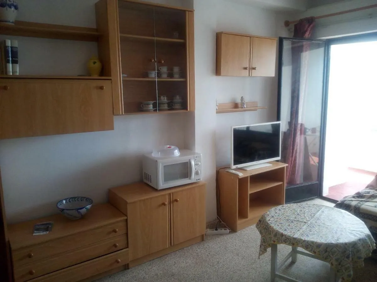 Motril Primera Linea De Playa, 3 Habitaciones, Terraza Sobre El Mar, 4º Sin Ascensor 0*,  Španělsko