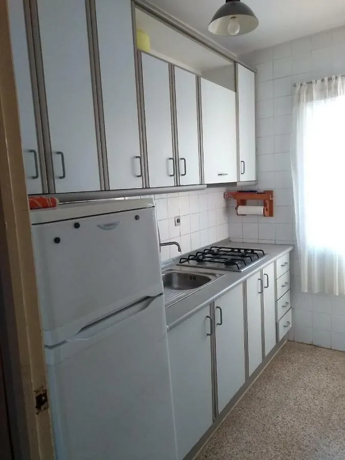 Motril Primera Linea De Playa, 3 Habitaciones, Terraza Sobre El Mar, 4º Sin Ascensor Apartmán