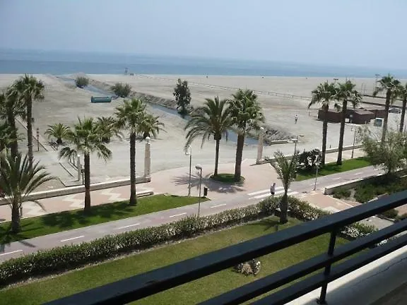 Apartment Motril Primera Linea De Playa, 3 Habitaciones, Terraza Sobre El Mar, 4º Sin Ascensor